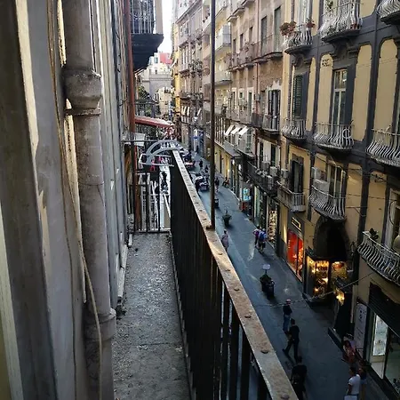 Apartment Casa Cupiello Via Chiaia - Ad Uso Esclusivo Naples