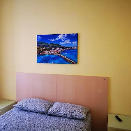 Apartment Casa Cupiello Via Chiaia - Ad Uso Esclusivo Naples